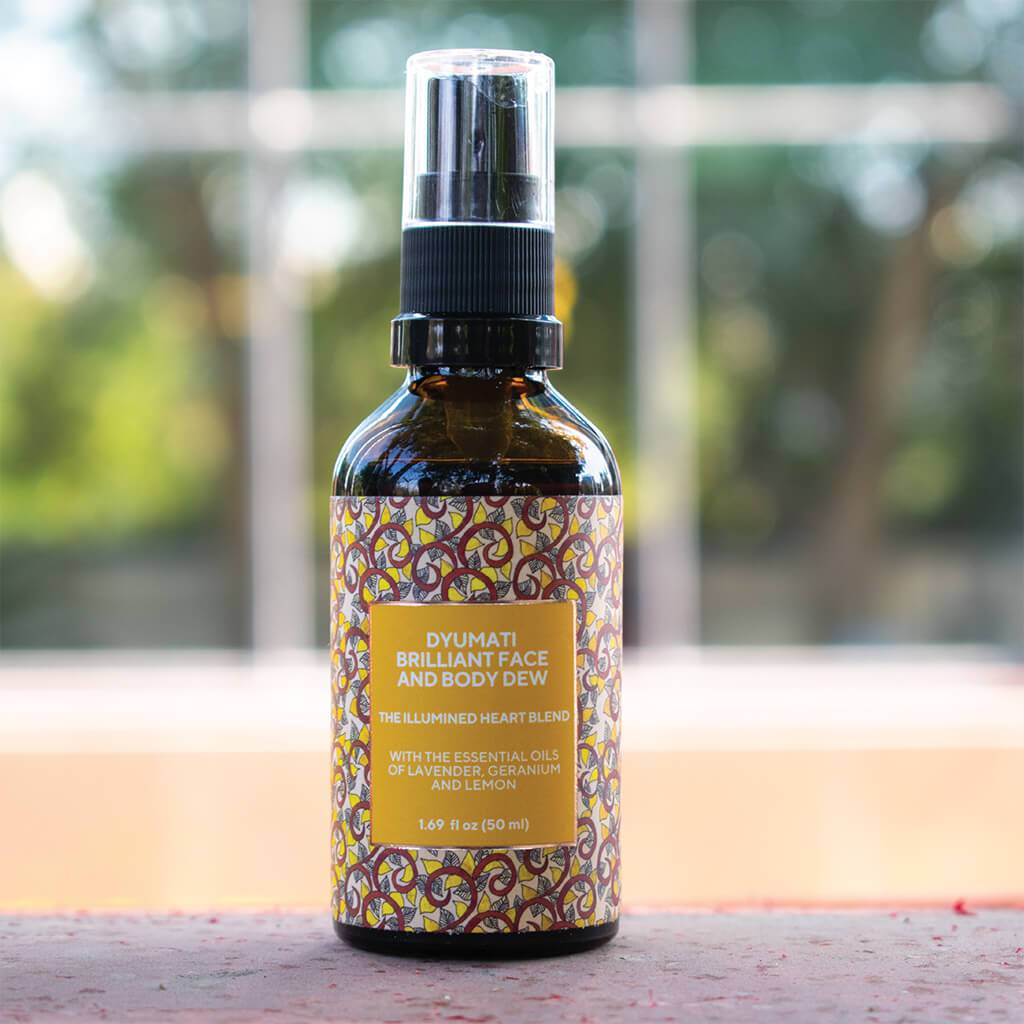 Dyumati Brilliant Face and Body Dew - Image 7